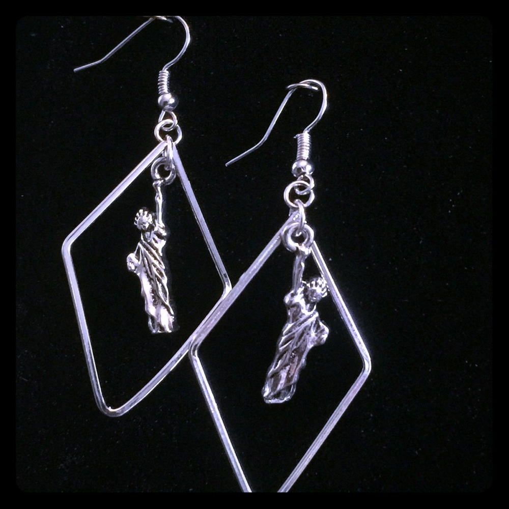 “Lady Liberty” Drop Earrings